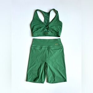Whitney Mesh Sports Bra & Cycling Shorts - Palm Green